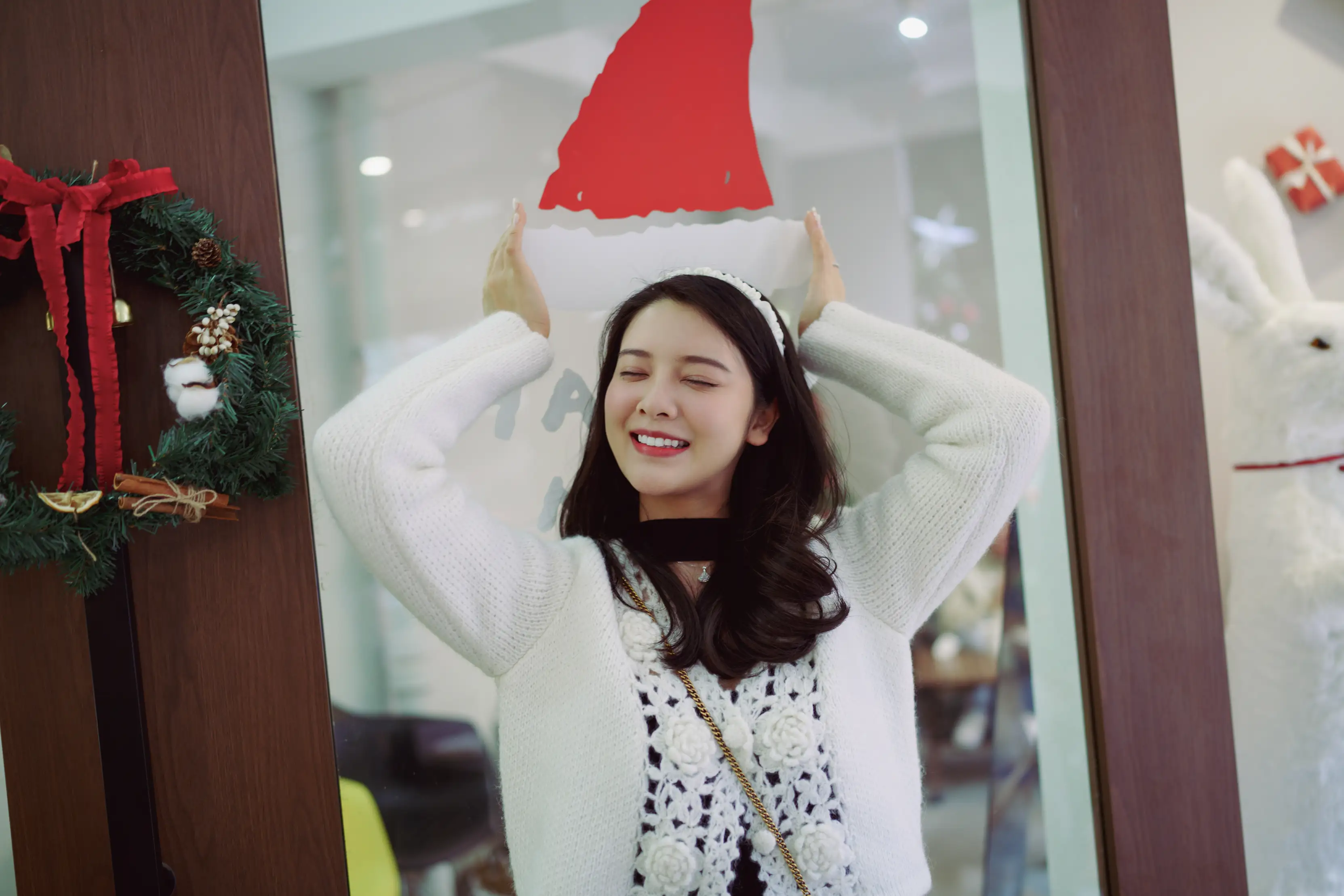 [YITUYU] 2022.01.29 Vol.722 – Jingle Bell, Christmas scenery themed portrait photography Meow meow meow is Jin'er#[61P]-51